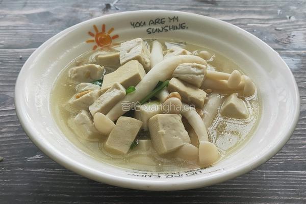 海鲜菇豆腐汤的做法图解9