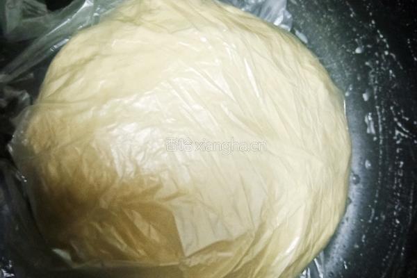 柳叶豆沙包的做法图解3