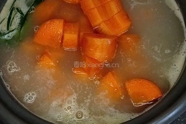 胡萝卜排骨汤的做法图解8