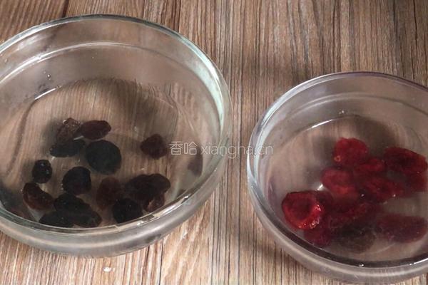 果干酸奶玛芬的做法图解2