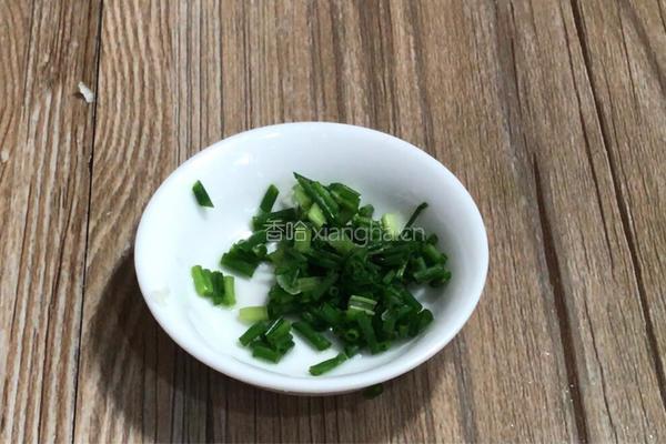蒜香苦麻菜的做法图解3
