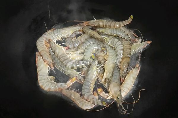 柠檬虾的做法图解2