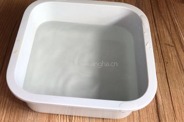 酸奶芒果冰粉的做法图解7