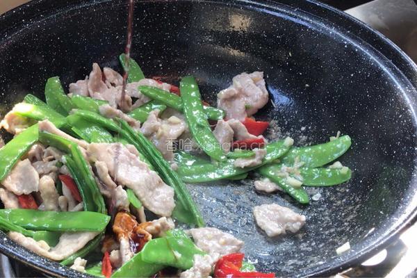 荷兰豆炒瘦肉的做法图解15