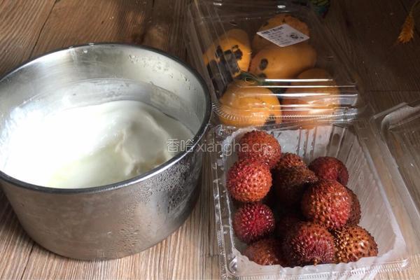 网红酸奶荔枝冻的做法图解1