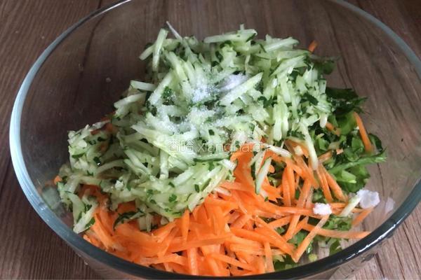 蔬菜虾仁饼的做法图解6