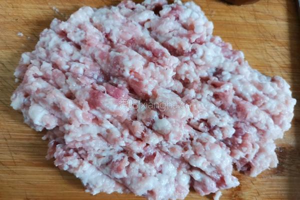 香菇肉酱拌面的做法图解1