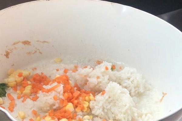 咖喱炒饭的做法图解7