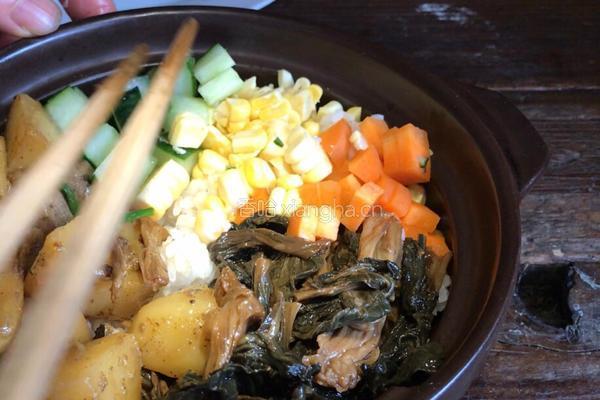 剩菜剩饭煲仔饭的做法图解5