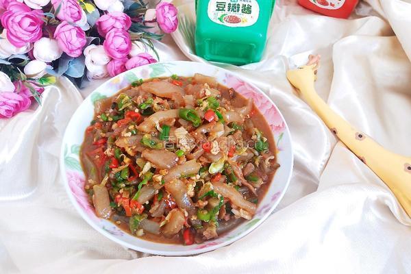 一学就会的麻辣酱炒魔芋的做法图解15