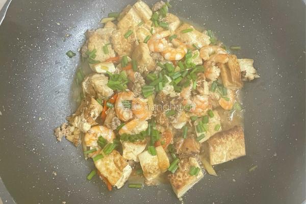 虾仁豆腐煲的做法图解8