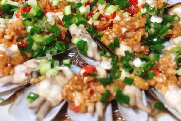 蒜蓉蛏子蒸粉丝的做法图解3