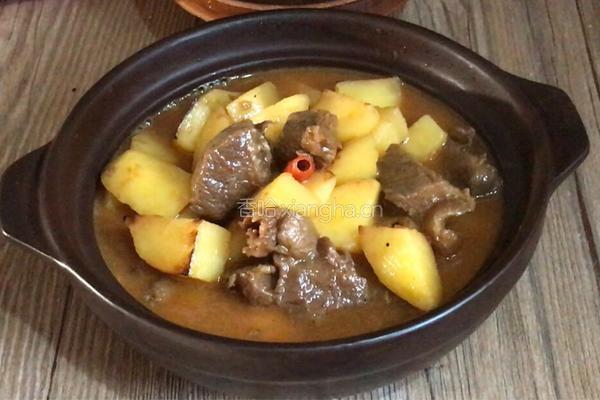 红烧牛肉烧土豆的做法图解9
