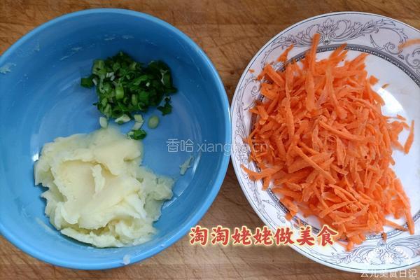 鸡肉蔬菜肠的做法图解3