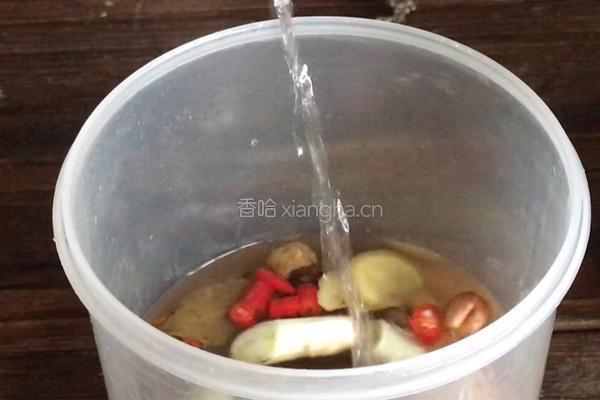 泡椒猪皮的做法图解10