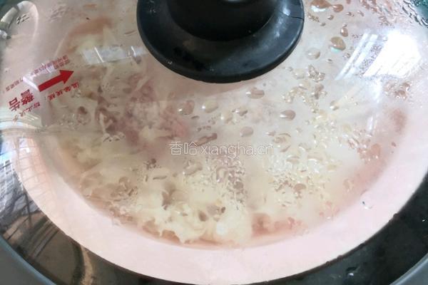 绣球菌瘦肉汤的做法图解4