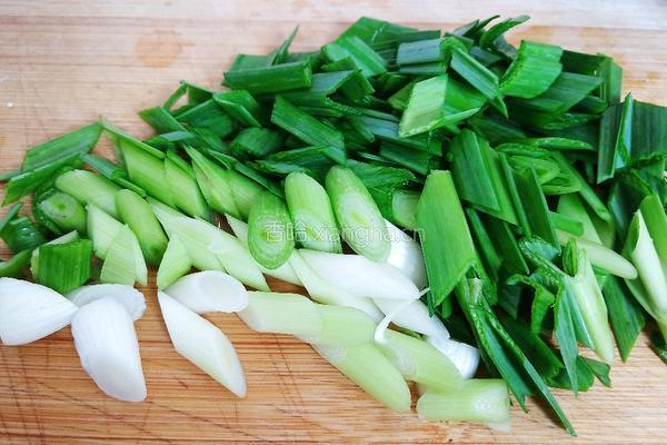 专治食欲不振的杂菜肉丝的做法图解2