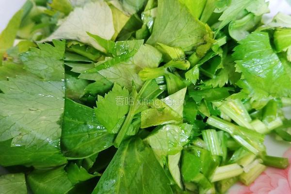 专治食欲不振的杂菜肉丝的做法图解3