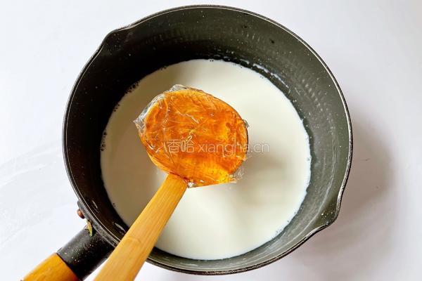自制缤纷水果撞奶的做法图解3