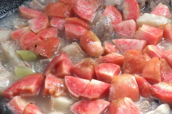 蜜桃红烧肉的做法图解7