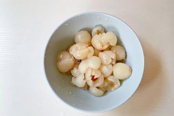椰香荔枝冻的做法图解3