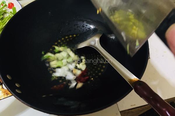 醋溜南瓜丝的做法图解7