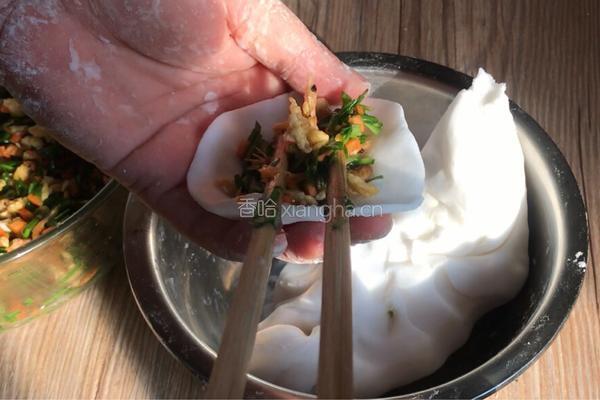 韭菜鸡蛋水晶饺的做法图解15