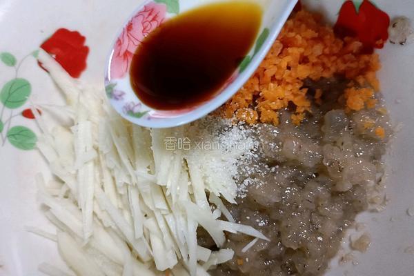 虾仁腐皮卷的做法图解9