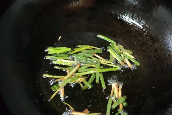 葱油拌面的做法图解4