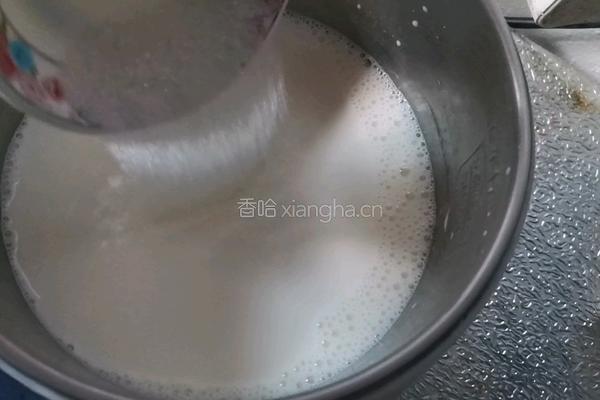 网红豆乳牛奶冰糕的做法图解3