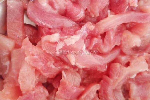 咸甜可口的肉丝南瓜的做法图解3