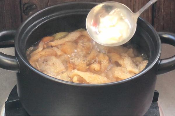 番茄猪血肉皮汤的做法图解11