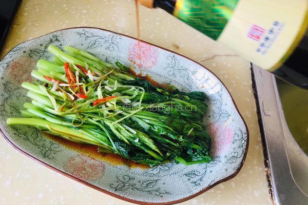 白灼菜心的做法图解9