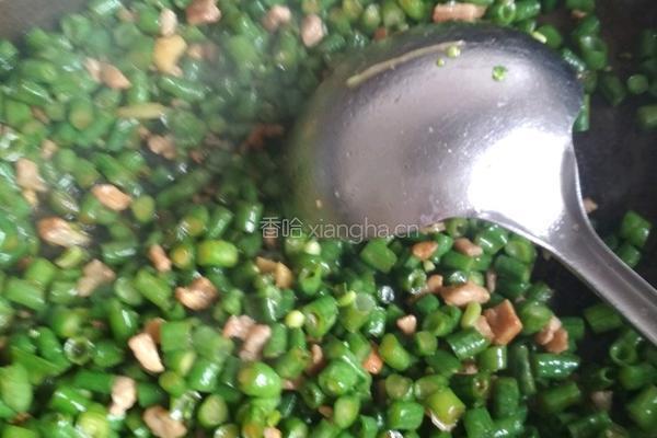 豆角炒肉丁的做法图解11