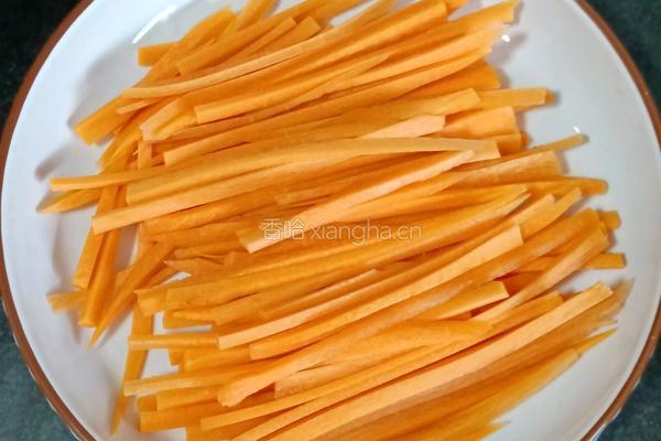 韭菜豆芽炒米粉的做法图解2