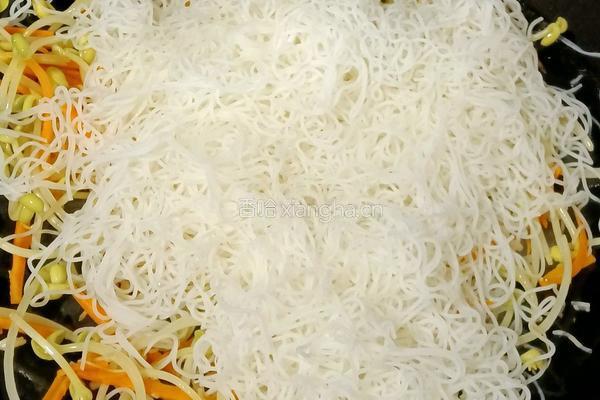 韭菜豆芽炒米粉的做法图解12