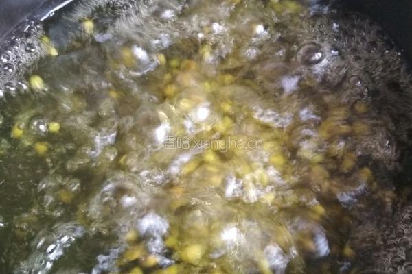 南瓜绿豆粥的做法图解4