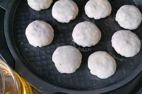 饺子皮版韭菜鸡蛋馅饼的做法图解11