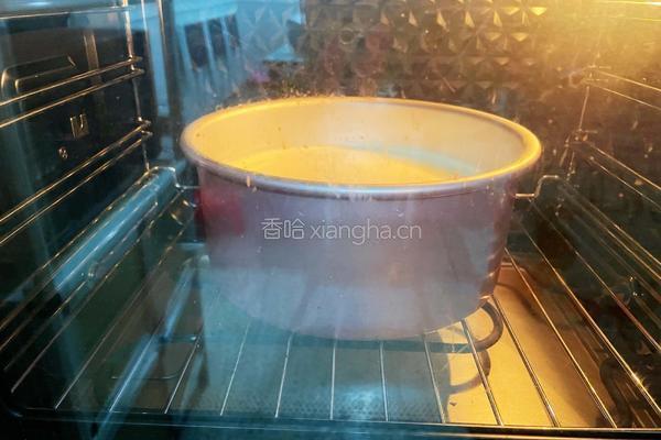 甲壳虫车生日蛋糕的做法图解11