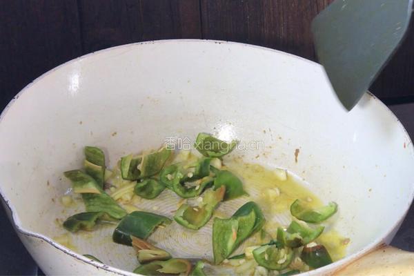 辣椒麻花炒肉片的做法图解9