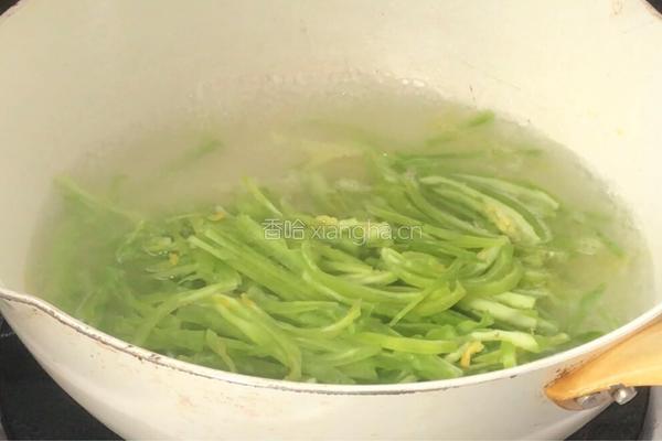 凉拌苦瓜的做法图解10