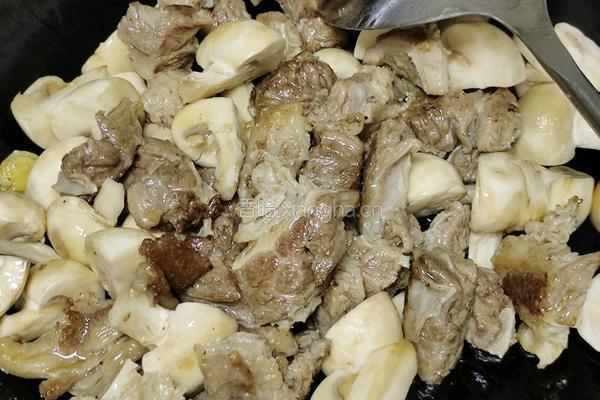 咖喱牛肉的做法图解3