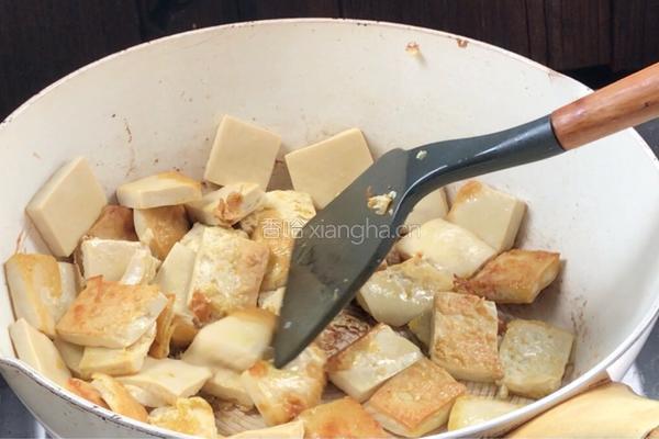 青番茄酱烧豆干的做法图解6