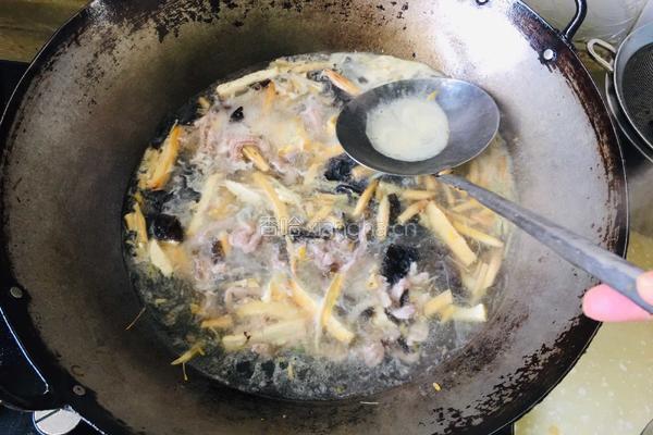 酸辣肉丝汤的做法图解10