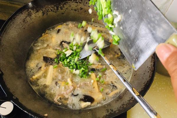 酸辣肉丝汤的做法图解12