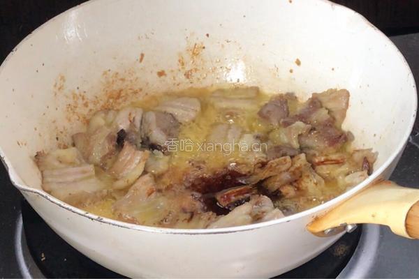 五花肉炖白菜粉条的做法图解10