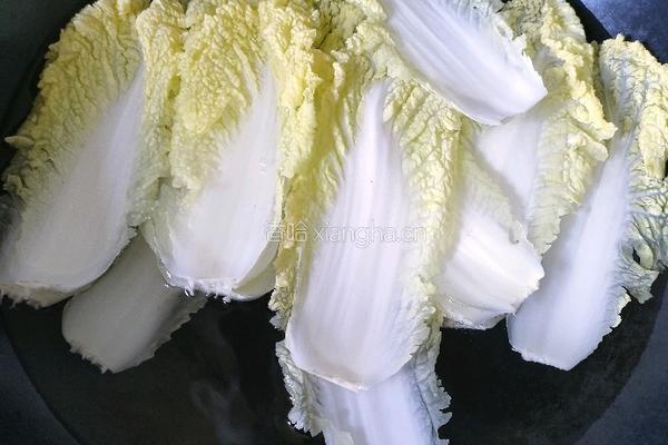 培根娃娃菜卷的做法图解1