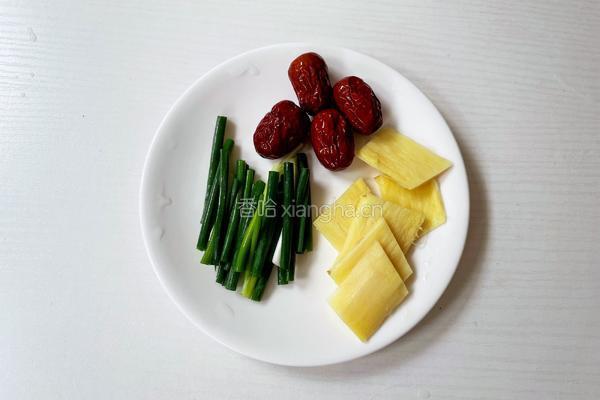 汽锅鸡的做法图解3