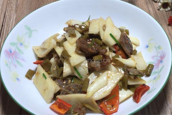 酸豆角茭白炒腊肠的做法图解17
