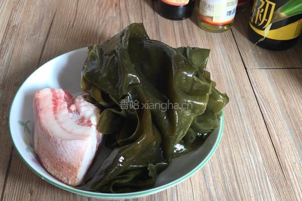 海带炒肉的做法图解1